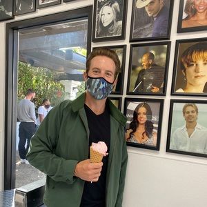 Meet your Posher, Douglas